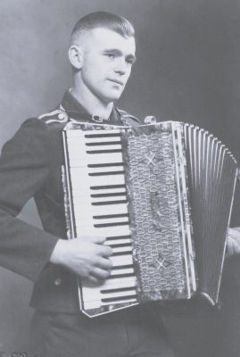 <br>um 1940