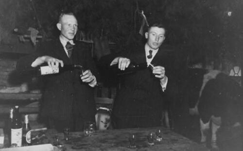 <br>um 1953